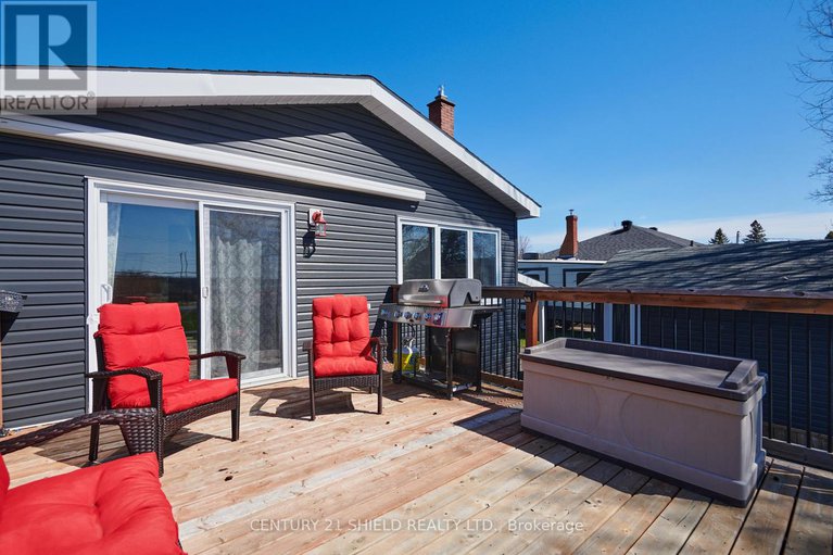 28929048/38-st-lawrence-street/ingleside/south-stormont/ontario/K0C1M0_32
