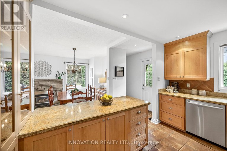 28810906/40-singal-street/glencairnhazeldean/ottawa/ontario/K2L1B9_19