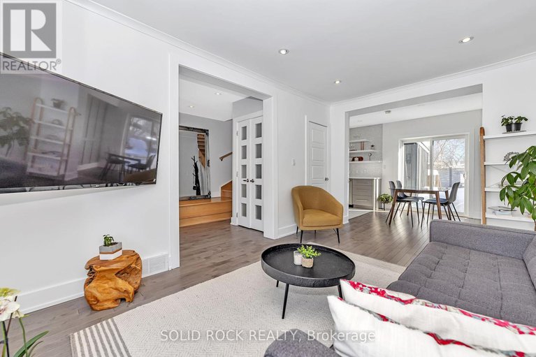 28475185/292-currell-avenue/westborohampton-park/ottawa/ontario/K1Z7J6_6
