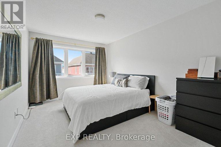 28611838/6323-perth-street/btwn-franktown-rd-fallowfield-rd/ottawa/ontario/K0A2Z0_35