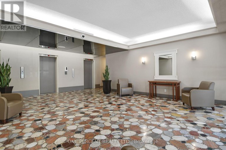 28516764/1408-1785-riverside-drive/riverview-park/ottawa/ontario/K1G3T7_6