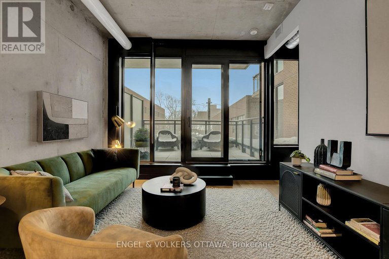 29437309/217-10-james-street/ottawa-centre/ottawa/ontario/K2P1T2_16