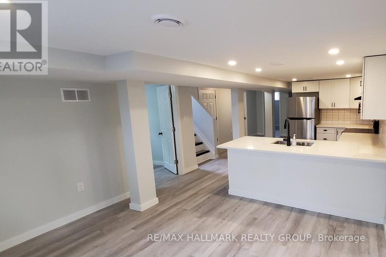 29345324/1329-bloomsbury-crescent/parkway-park/ottawa/ontario/K2C2Y8_16