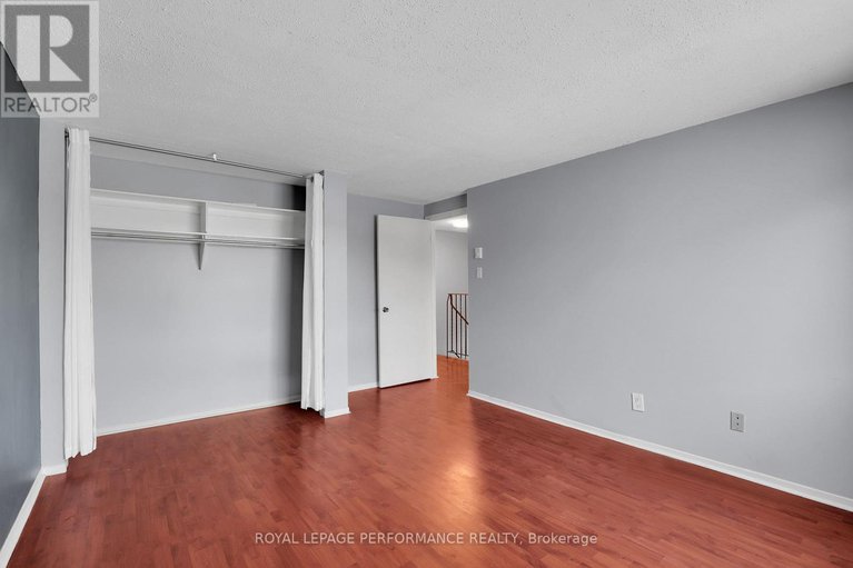 29402527/8d-lovell-lane/westcliffe-estates/ottawa/ontario/K2H9B6_16