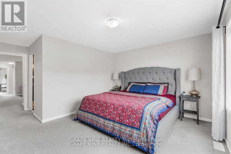 28496874/678-taliesin-crescent/remainder-of-stittsville-area/ottawa/ontario/K2S2W5_23