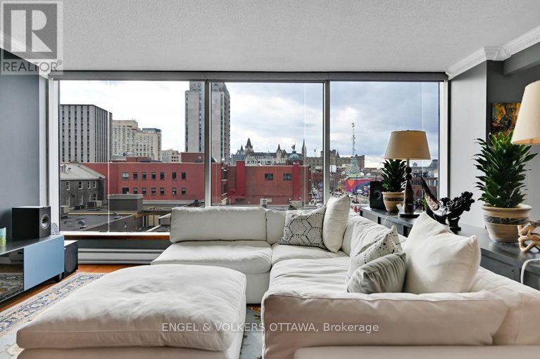 28541855/402-160-george-street/lower-townbyward-market/ottawa/ontario/K1N9M2_16