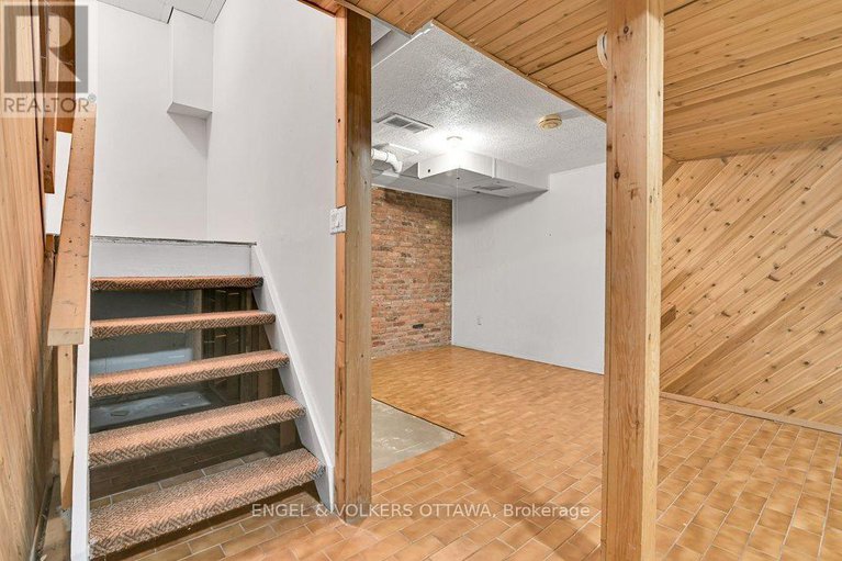 28990233/16-525-hilson-avenue/westborohampton-park/ottawa/ontario/K1Z6C9_26