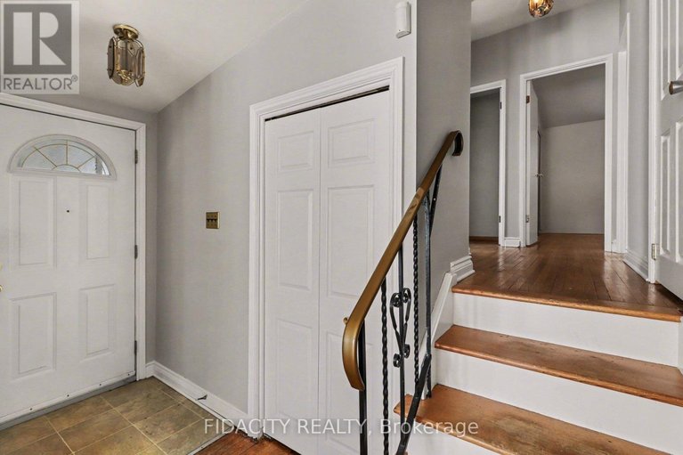 29448442/1933-connecticut-avenue/urbandale-acres/ottawa/ontario/K1H6Y3_7