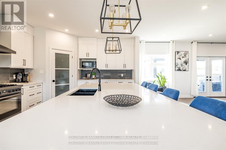 29606727/5758-fernbank-road/remainder-of-stittsville-area/ottawa/ontario/K2S1B6_8