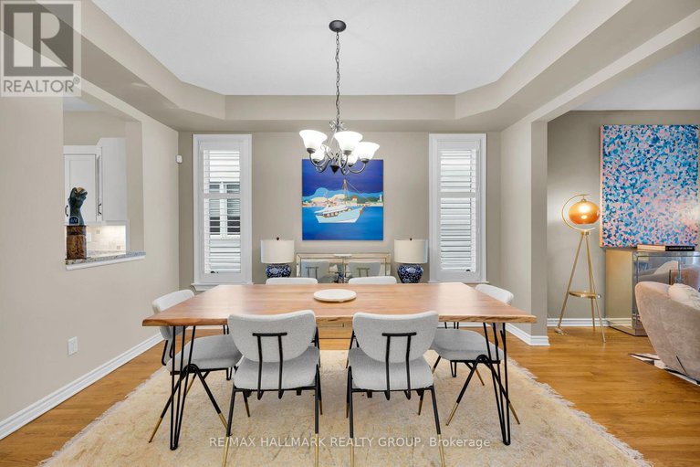 29354071/10-friendly-crescent/stittsville-south/ottawa/ontario/K2S2B6_9