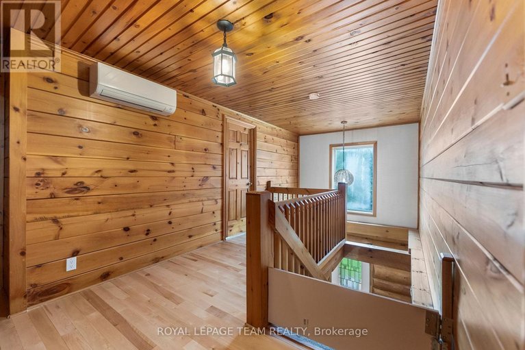 29441818/9-hubertine-gate/remainder-of-stittsville-area/ottawa/ontario/K2S1S5_36