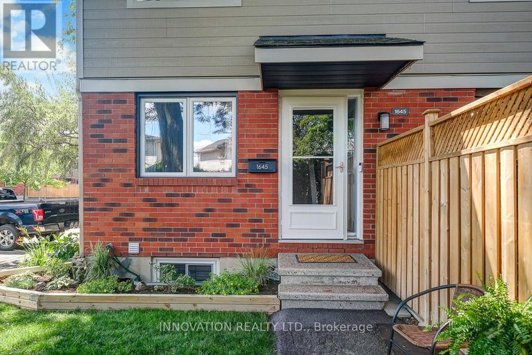 28644741/1645-du-sommet-place/chateauneuf/ottawa/ontario/K1C4Z9_3