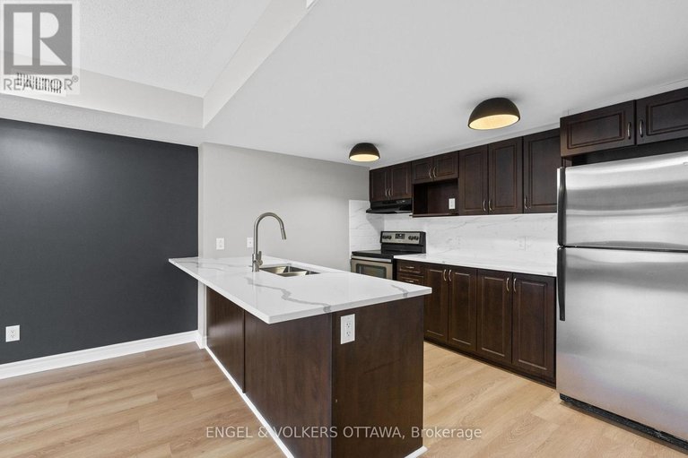 29165857/42-261-titanium-private/convent-glen-north/ottawa/ontario/K1C0A5_7