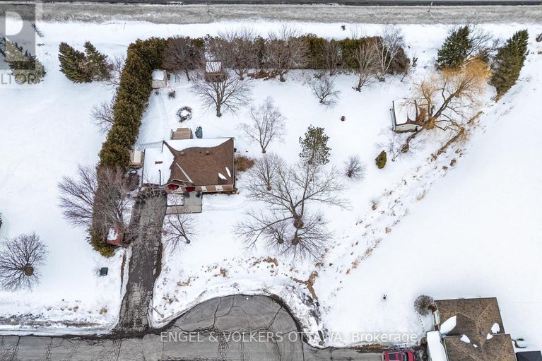 29561777/2437-henri-menard-court/clarencerockland-twp/clarence-rockland/ontario/K0A2A0_47