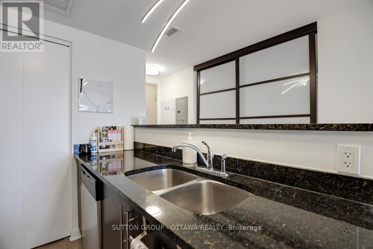 28444870/506-456-king-edward-avenue/sandy-hill/ottawa/ontario/K1N0B4_9