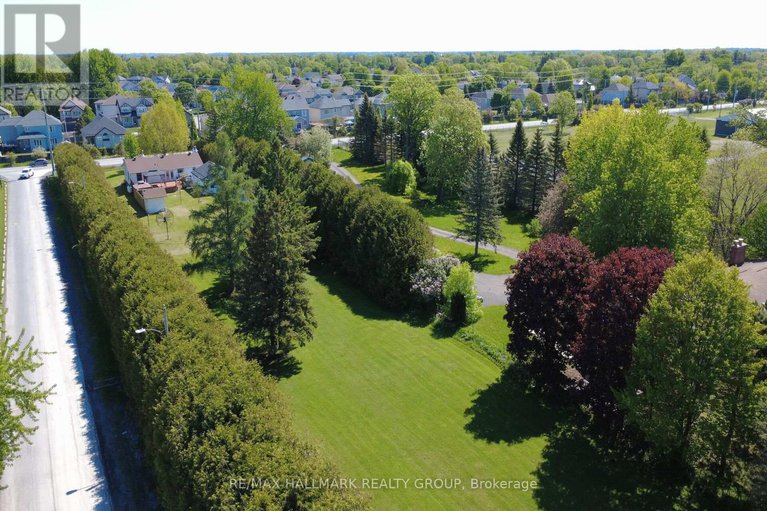 28399622/3338-huntley-road/richmond/ottawa/ontario/K0A2Z0_48