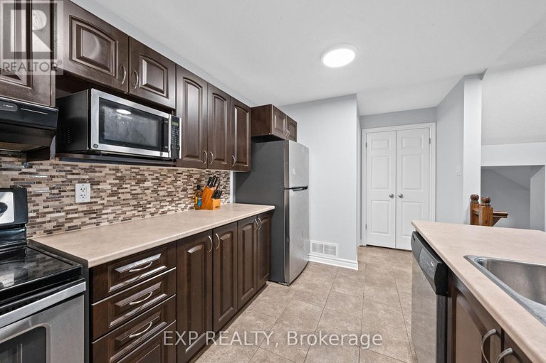 28826800/114-a-lindenshade-drive/strandherd/ottawa/ontario/K2J5R5_20