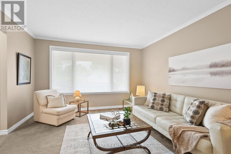 28581725/2143-hubbard-crescent/beacon-hill-north/ottawa/ontario/K1J6L3_5