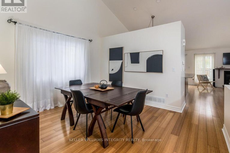 28320783/223-willow-creek-circle/strandherd/ottawa/ontario/K2G7B1_7