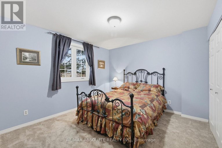 29522201/605-rowanwood-avenue/mckellarhighland/ottawa/ontario/K2A3E3_33
