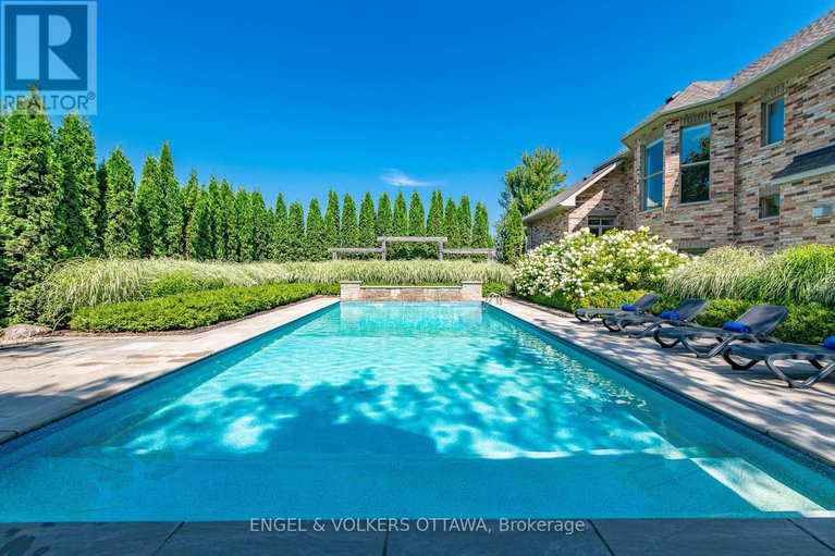 28474940/110-gray-willow-place/manotick-village-manotick-estates/ottawa/ontario/K4M0B3_37