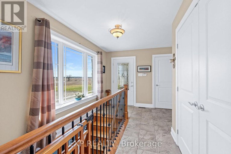 28552096/5940-brophy-drive/south-of-fallowfield-road/ottawa/ontario/K0A2Z0_8