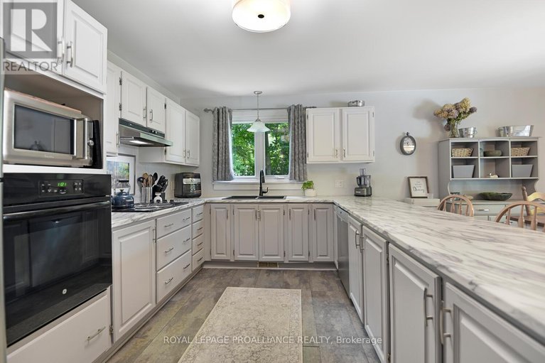 28560164/16-willow-drive/augusta-twp/augusta/ontario/K0E1P0_9