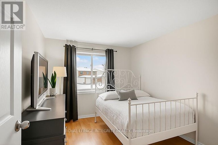 29244725/36-1867-simard-drive/chateauneuf/ottawa/ontario/K1C3B8_16