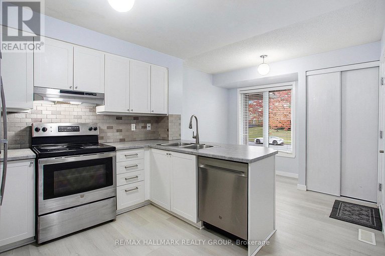 29018583/281-aquaview-drive/avalon-east/ottawa/ontario/K4A0B6_5