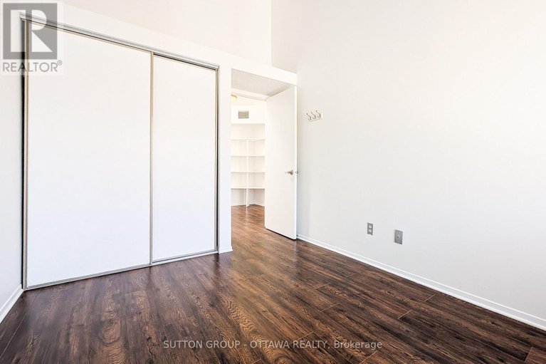 29050097/267-bruyere-street/lower-town/ottawa/ontario/K1N5E5_16