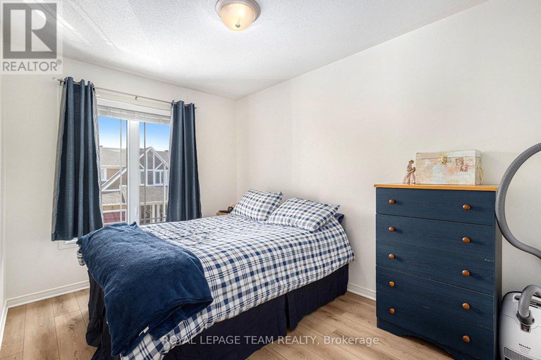 28524487/138-freeport-drive/emerald-meadowstrailwest/ottawa/ontario/K2M0A8_13