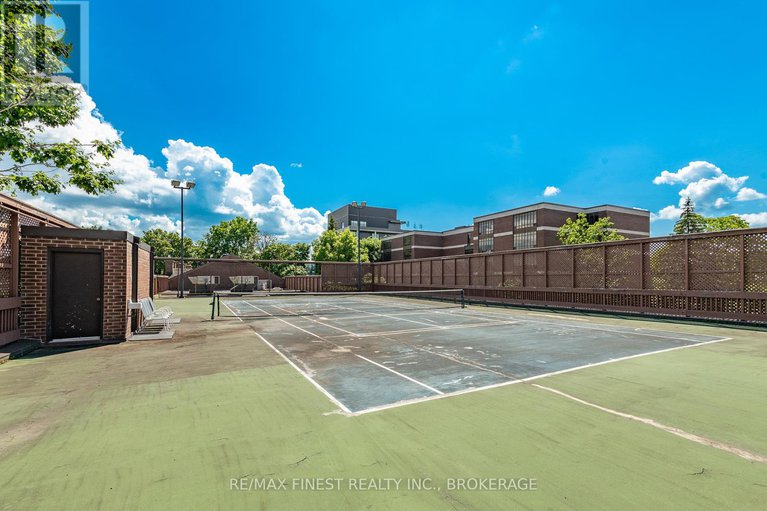 28682071/5-111-echo-drive/ottawa-east/ottawa/ontario/K1S5K8_32