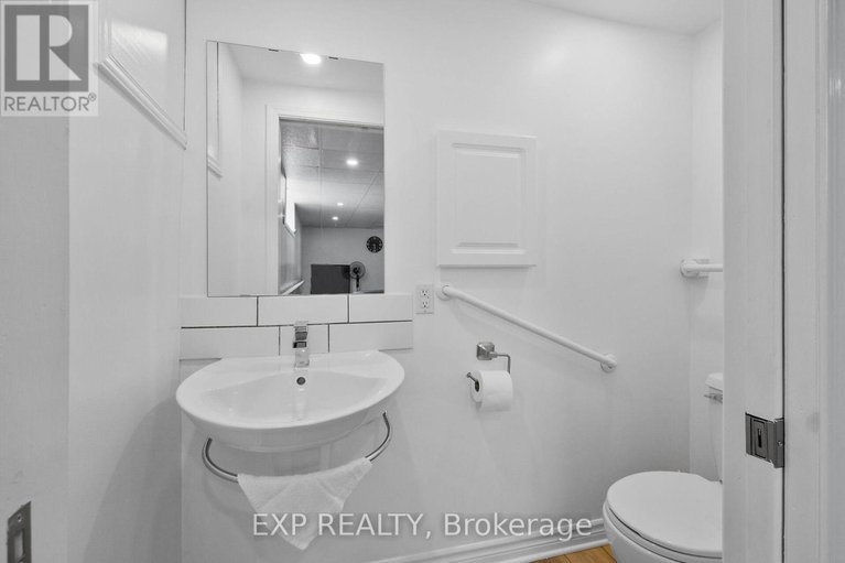 28484309/1376-macdonald-road/russell-twp/russell/ontario/K4R0K1_32