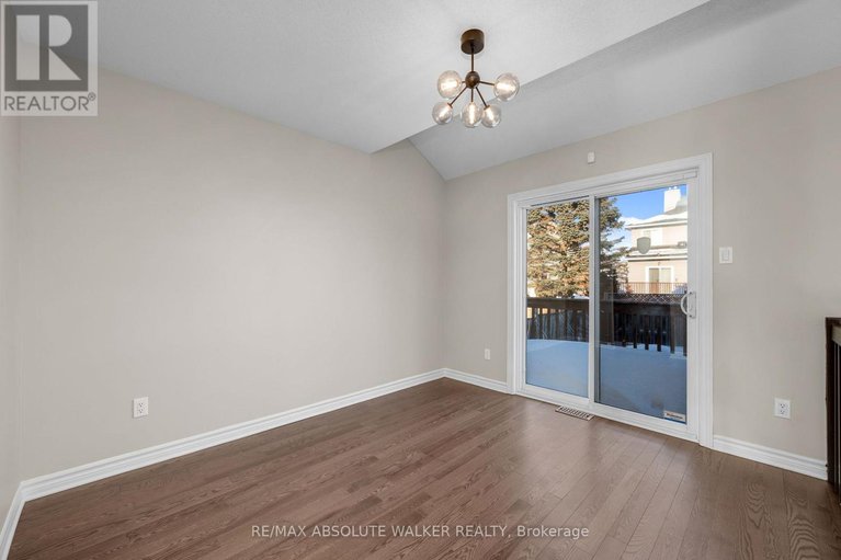 29427977/1538-briarfield-crescent/fallingbrookridgemount/ottawa/ontario/K4A1Z9_7