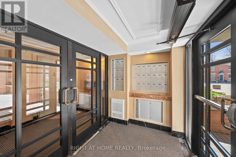 29675645/301-320-crichton-street-n/lindenlea/ottawa/ontario/K1M1W5_5