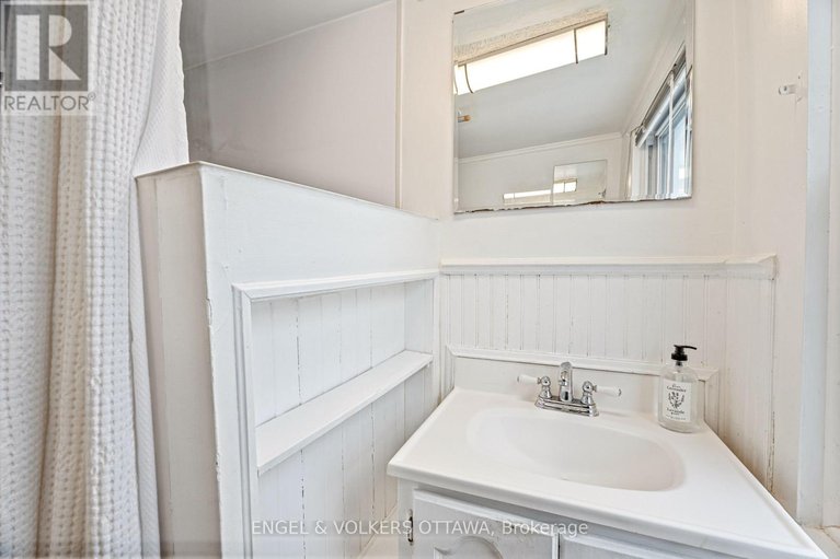 29306612/477-booth-street/west-centre-town/ottawa/ontario/K1R7L1_30