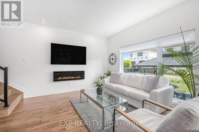 28657176/1308-diamond-street/town-of-rockland/clarence-rockland/ontario/K4K0M6_5
