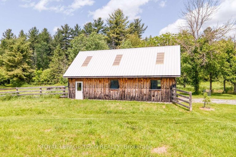 29541388/2931-ramsay-con-3c-road/mississippi-mills-ramsay-twp/mississippi-mills/ontario/K0A1A0_29