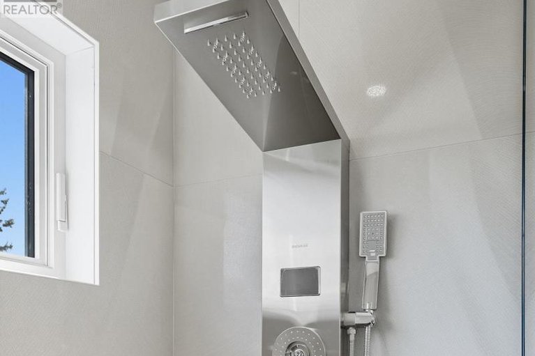 29001390/984-watson-street/fairfield-heights/ottawa/ontario/K2B6C2_29