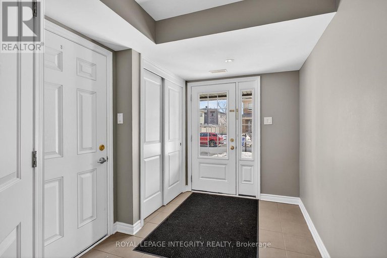 29442697/630-lauraleaf-crescent/half-moon-bay/ottawa/ontario/K2J6G9_4