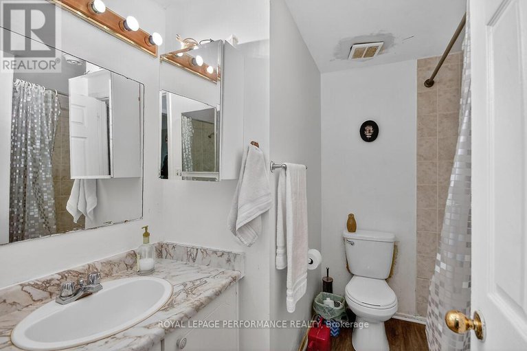 29395865/9-3064-olympic-way/blossom-parkleitrim/ottawa/ontario/K1T1Y6_13