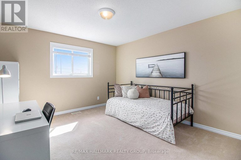 28760662/280-trail-side-circle/springridgeeast-village/ottawa/ontario/K4A5B1_34