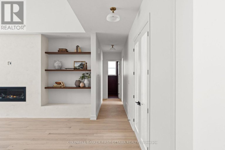 29333157/571-shoreway-drive/greely/ottawa/ontario/K4P0G3_29