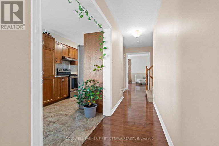 28436168/3627-cambrian-road/half-moon-bay/ottawa/ontario/K2J0S6_4