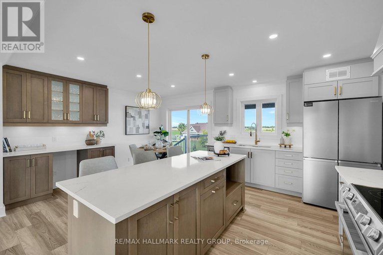 29131467/208-trudeau-crescent/russell-twp/russell/ontario/K4R1E5_12