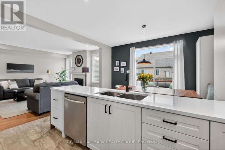 29678239/558-genevriers-street/avalon-west/ottawa/ontario/K4A0Y9_10