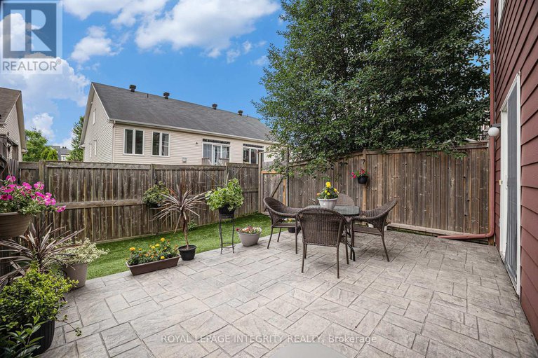 28579290/85-evelyn-powers-private/stittsville-south/ottawa/ontario/K2S0E1_28