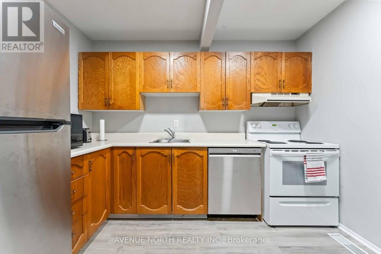 29567573/6467-natalie-way/chateauneuf/ottawa/ontario/K1C4Y3_12