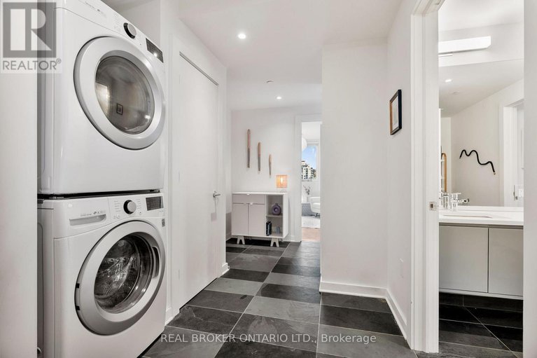 28664198/307-135-barrette-street/vanier/ottawa/ontario/K1L7Z9_32