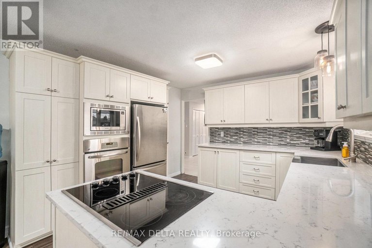 29357780/1060-st-jacques-street/town-of-rockland/clarence-rockland/ontario/K4K1B8_15